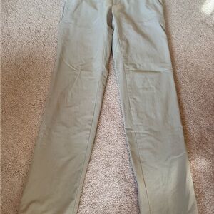 Vineyard Vines Men's Chino Pants in Light Tan